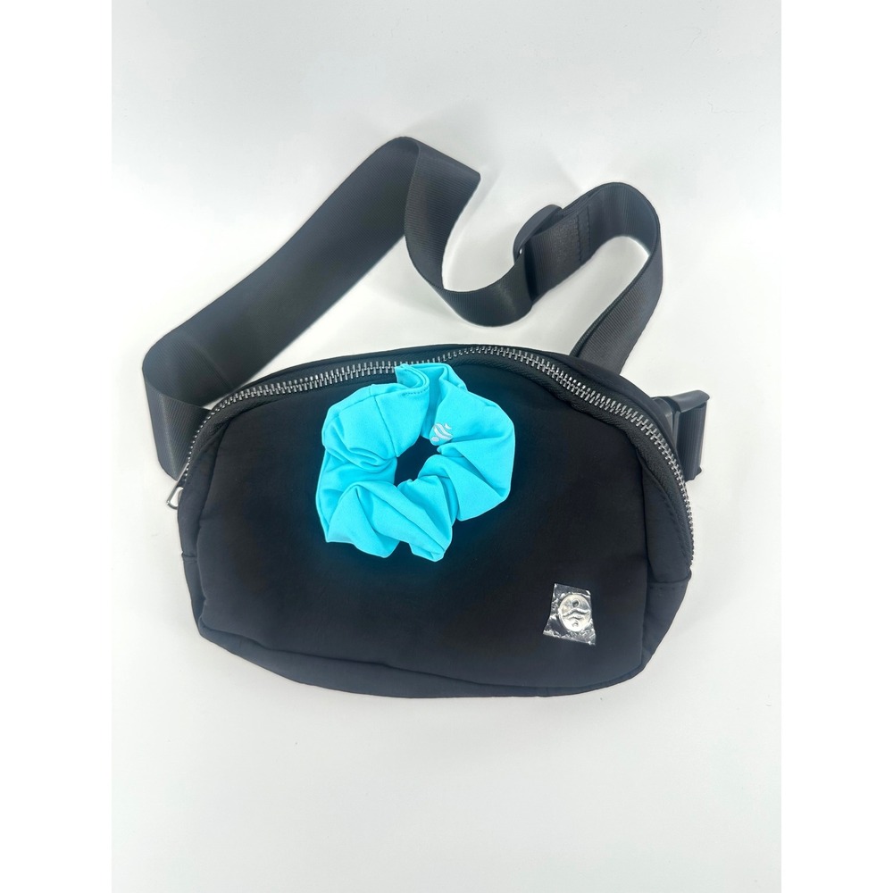 Halara Everywhere Belt Bag Black with Scrunchie NEW with Original Package Active